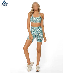 Conjunto Deportivo de Dos Piezas para Mujer, Estilo 2026, Pantalones Cortos de Cintura Alta y Top Deportivo, el Mejor Producto para Entrenamiento - Product Image 1