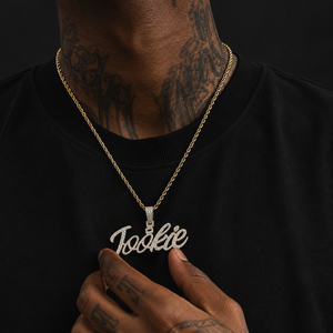 Colgante con Nombre Personalizado en Letra Cursiva, Micro Pavé de Moissanita, Estilo Hip Hop, Joyería de Lujo al por Mayor - Product Image 6
