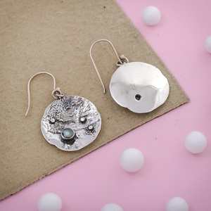Handmade 925 Sterling Silver Textured Disc Labradorite Dangle Earrings Artisan Boho Gemstone Earrings - Product Image 4