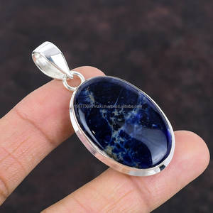 Colgante hecho a mano de Plata de Ley 925 sólida, diseño Original de piedras preciosas de sodalita con forma de amantes, último regalo de joyería para él - Product Image 4