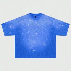 Camiseta de hombre personalizada, vintage, de algodón 100%, de gramaje alto, con estampado gráfico, lavado ácido, corte holgado y corto, con pedrería, fabricante - Product Image 2