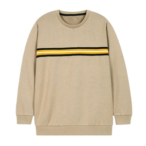Pull en maille unisexe à col rond, coupe ample, rayé, décontracté, manches longues, beige avec jaune, noir et blanc, pour l'automne - Product Image 1