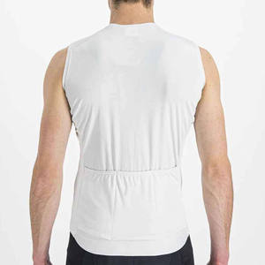 Jersey de Ciclismo con Diseño Personalizado, Ropa Deportiva Sublimada con Tela que Absorbe la Humedad y Calidad de Color Duradera - Product Image 2