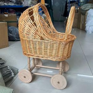 Venta al por mayor Decoración de casa de ratán natural de carro para bebé de juguete muñeca transporte de mimbre Silla de Vietnam - Product Image 3