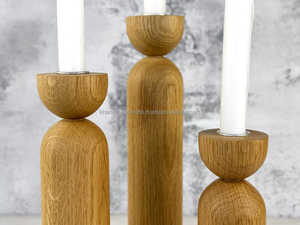 Bougeoir élégant en bois de manguier fait à la main pour la décoration intérieure moderne et l'utilisation de Noël - Product Image 3