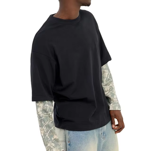 Men's Oversized <b>Black</b> <b>T</b>-<b>Shirt</b> With Contrast Marble Sleeve Design Casual O-Neck Jersey Fit - Product Image 3