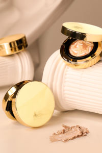 Base de maquillaje en cojín Kbeauty, la más vendida, 36H de larga duración, brillo radiante, hidratante, premium, altamente recomendada. - Product Image 2