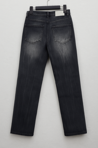 Fabricant OEM/ODM – Jean décontracté pour homme en denim 100 % coton noir, coupe droite ample, délavé à l'acide, style streetwear - Product Image 3