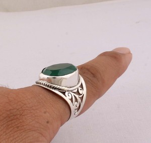 Bague classique en argent sterling 925 avec onyx vert naturel serti clos, pour femme, bijoux fins faits à la main, idéale pour mariage et soirée - Product Image 4