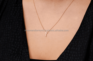 Pendentif Clé Maîtresse Personnalisée en Or Massif 10K Tendance, Sertie de Pierres Naturelles Taille Brillant, Cadeau Adorable, Bijou Hip Hop Unique Unisexe - Product Image 5