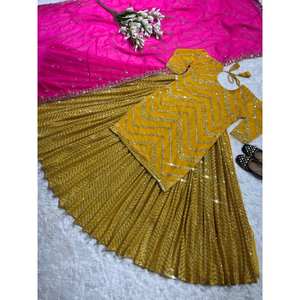Conjunto de Lehenga Amarillo para Fiesta de Maruti Fashion Designer para Mujer con Hermosa Dupatta Talla L - Product Image 1