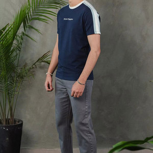 T-shirt homme moderne et décontracté, dernier design, matière respirante, pour la mode streetwear et le quotidien. - Product Image 6