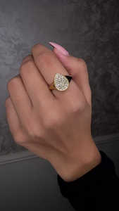 Elegante Anillo de Oro Amarillo Sólido de 14K para Mujer con Diamantes Cultivados en Laboratorio de Corte Brillante en Forma de Lágrima y Halo en Forma de Pera - Product Image 3