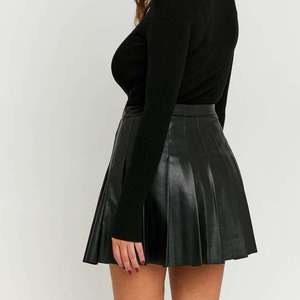 Women's Faux Leather Pleated Mini <b>Skirt</b> Solid Color Shiny Regular Waistline All Seasons Style - Product Image 2