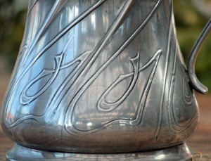 Carafe en argent d'inspiration vintage, design antique, pichet décoratif parfait pour la décoration du salon et de la salle à manger, vente en gros depuis l'Inde - Product Image 6