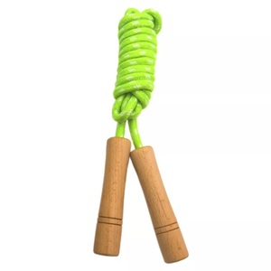 Corde à sauter Geo Brother Company GB-54 style 2026 avec poignée en bois, cordon vert 3M, durable, haute qualité, capacité de 1kg, unisexe, pour la maison - Product Image 5