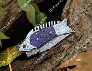 มีดพกพาพับได้มีเอกลักษณ์สำหรับการตั้งแคมป์ดีไซน์รูปปลาด้วยเหล็กดามัสกัสทำด้วยมืองานตามสั่ง - Product Image 3