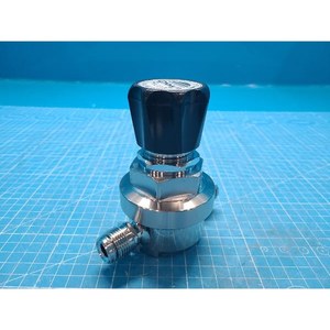 Alimentation industrielle YUTAKA ERSB-3000-3AW d'occasion – Pièces d'équipement semi-conducteur de génération précédente - Product Image 1