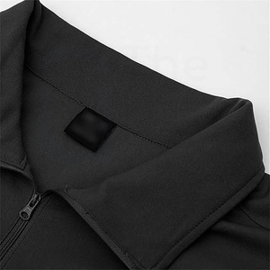 Polo à manches courtes noir pour homme avec fermeture éclair, design tricoté décontracté, séchage rapide, coupe classique, couleur unie - Product Image 3