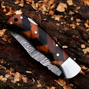 Cuchillo de Bolsillo Multifuncional de Acero de Damasco Hecho a Mano Personalizado OEM Burraq con Funda de Cuero de 8 Pulgadas, Regalo de Aniversario para Padrinos de Boda - Product Image 4