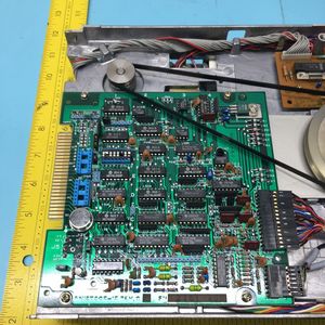 Qume 242 Qumetrak Disk Drive, 129575 - อุปกรณ์และอะไหล่เซมิคอนดักเตอร์ระดับโลกที่เชื่อถือได้ - Product Image 3