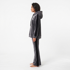 Ensemble de survêtement deux pièces personnalisé pour femme : veste à capuche en velours et pantalon patte d'éléphant à rayures latérales brodées - Product Image 3