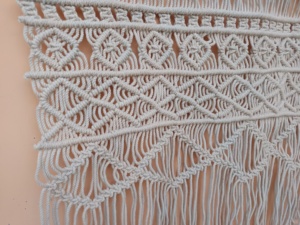 Tapiz de Macramé Bohemio, Decoración de Pared de Cuerda de Algodón con Flecos Geométricos, Lavable, para Sala de Estar, Dormitorio, Bodas y Cumpleaños - Product Image 2