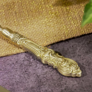 Espátula y Cuchillo para Servir Pasteles Hechos a Mano en Latón, Juego de Utensilios de Metal Dorado de Primera Calidad para Servir Postres, Ideal para Bodas, Hoteles y Restaurantes - Product Image 3