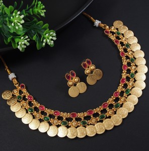 Conjuntos de joyería tradicional del sur de la India, collares chapados en oro mate con pendientes Jhumkas, joyería étnica para novias y bodas. - Product Image 3