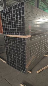 Fábrica China: Canalización de Cables Eléctricos 600x50, Puente de Cables Perforado, Bandeja de Cables, Sistema de Soporte Personalizado OEM - Product Image 2