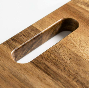 Planche à découper en bois d'acacia multi-tailles personnalisable pour la cuisine et le service, planche à charcuterie avec poignée, écologique, passe au lave-vaisselle - Product Image 4