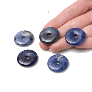 Donuts en cristal naturel : Sodalite, Agate, Pierres de guérison Reiki, Pierres précieuses en cristal, Vente en gros - Product Image 1