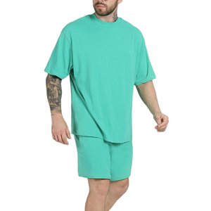 Conjunto de camiseta y pantalones cortos de verano para hombre, conjunto de dos piezas informal a la moda, camiseta de manga corta y pantalones cortos para hombre, ropa de verano, conjunto de gimnasio. - Product Image 1