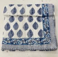 Couverture Kantha en coton imprimé à la main Silkgram, motif feuillage bleu et blanc, pour la décoration intérieure, jeté de canapé toutes saisons, écologique