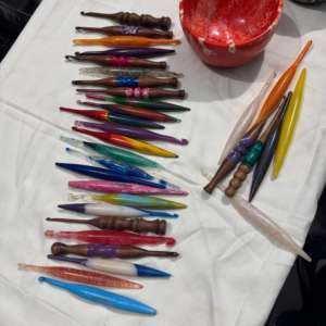 Ganchillo de Lujo Hecho a Mano con Acabado Suave y Agarre Ergonómico, Suministro al por Mayor OEM ODM - Product Image 2