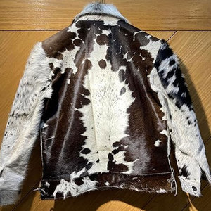 เสื้อแจ็คเก็ตนักบินหนังวัวแท้สำหรับผู้ชาย แขนยาว สไตล์คลาสสิก บุภายในอุ่น วัสดุทนทาน กันลม เหมาะสำหรับฤดูหนาว - Product Image 2