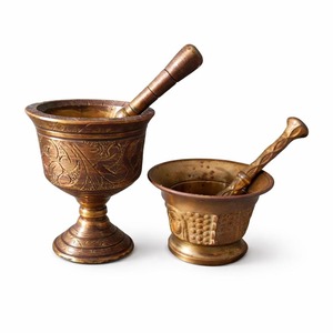 Classic Handmade Brass Mortar And Pestle Set For <b>Grinding</b> Spices Herbs Seeds And Preparing Fresh <b>Paste</b> - Product Image 6