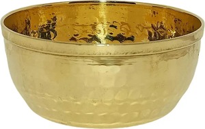 Cuenco de latón pulido utilizado para decorar mesas en eventos culturales o como parte de conjuntos de regalos espirituales. - Product Image 6