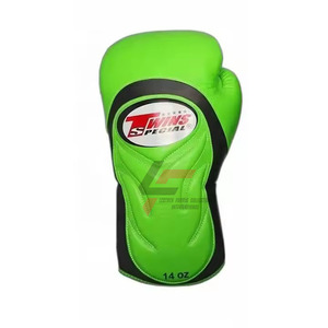 Guantes de Boxeo Muay Thai Profesionales Personalizados Modelo Twins Verde y Negro con Puño Largo, Cierre de Velcro, para Artes Marciales - Product Image 4