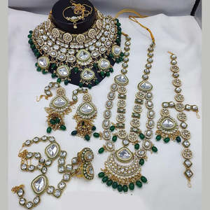 Chapado en oro Kundan piedra y cuentas Meenakari nupcial conjunto 10581303GR exquisito conjunto de joyería fina para novias - Product Image 1