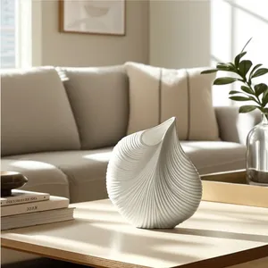 Support floral décoratif en métal de qualité supérieure, vase à fleurs moderne en fer forgé pour intérieur, vase en métal élégant fait main - Product Image 1