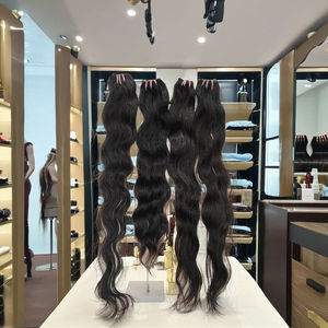 Extensiones de Trama de Cabello Recto Remy Indio Directo de Fábrica India Directamente de Fábrica India - Product Image 1