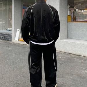 Conjunto Deportivo Personalizado OEM, Transpirable, de Dos Piezas, Chaqueta Corta con Cremallera de Nailon, Conjunto Deportivo para Hombre 2026 - Product Image 2