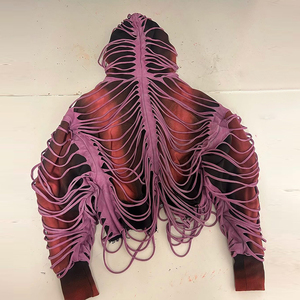 Veste à capuche de style punk pour homme, coupe ample, manches chauve-souris, design à volants, polyester tissé violet et rouge, manteau d'hiver - Product Image 4