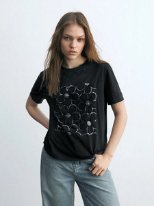 <b>Top</b> Selling OEM Custom Design Logo Black Rhinestone <b>Crystal</b> Casual Solid Women's T-Shirt Cotton Blend Breathable Streetwear - Product Image 4