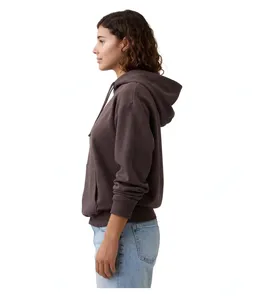 Sudadera con capucha personalizada al por mayor, color marrón, de forro polar suave y cálido, unisex, con bolsillo canguro y logotipo personalizado. - Product Image 2