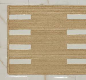 พรมปูพื้นทรงกลมลายทางสีขาวธรรมชาติถักด้วยมือจากเส้นใยปอกระเจา ขอบหยักสไตล์โบโฮ ตกแต่งบ้านสไตล์เรียบง่ายแต่หรูหรา - Product Image 3