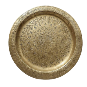 Assiette de présentation ronde en métal avec incrustation dorée et motif glamour gravé pour la décoration de table de fête - Product Image 6