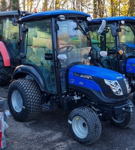 รถแทรกเตอร์ Solis 4WD รุ่นขายส่งยอดนิยม พร้อมห้องโดยสารแบบปิดและที่ตักด้านหน้า ผู้จัดจำหน่ายอุปกรณ์การเกษตรสำหรับงานหนัก ขายส่งจำนวนมาก - Product Image 6
