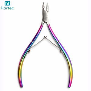 Elegante Cortacutículas Multicolor con Recubrimiento Arcoíris, Producto de la Mejor Calidad, Cortaúñas Profesional de Acero Inoxidable Afilado - Product Image 3